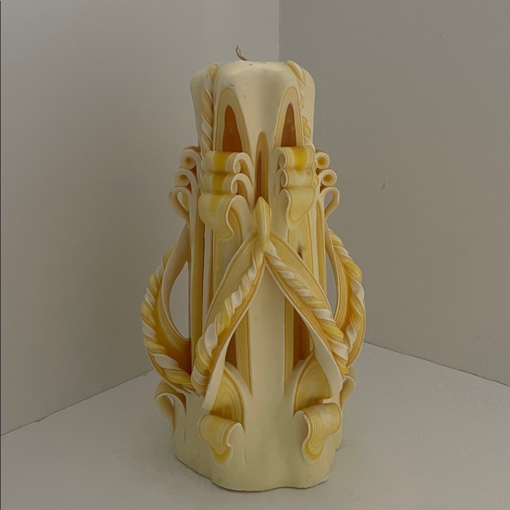 Vintage 70’s Yellow & White Hand Carved Wax Ribbon Pillar Candle New - Picture 6 of 10